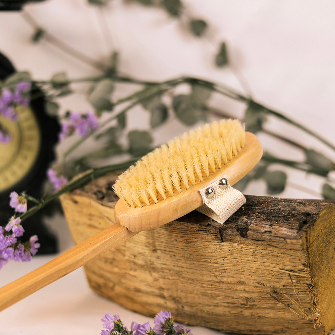 Brosse de bain pour le dos